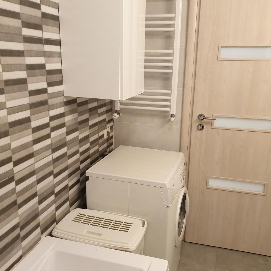 Carolina Sweet Apartament Oradea Exterior foto